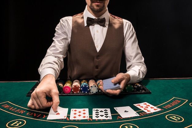 Cristal Poker پاکستان ریئل منی گیمز